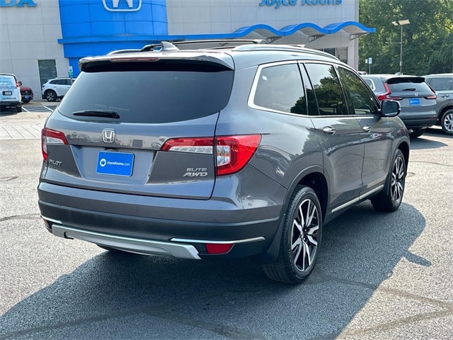 Used 2019 Honda Pilot Elite with VIN 5FNYF6H09KB025752 for sale in Manassas, VA