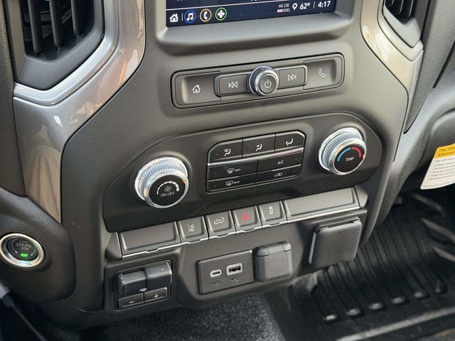 2025 GMC Sierra 2500HD Pro - Photo 11