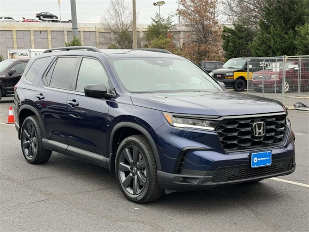 New 2025 Honda Pilot Sport SUV