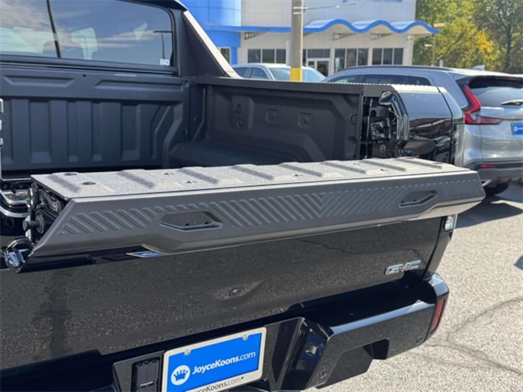 Used 2024 GMC HUMMER EV Pickup 2X Truck Crew Cab