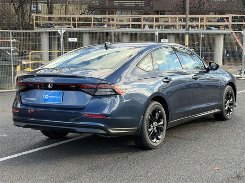 New 2025 Honda Accord SE Sedan