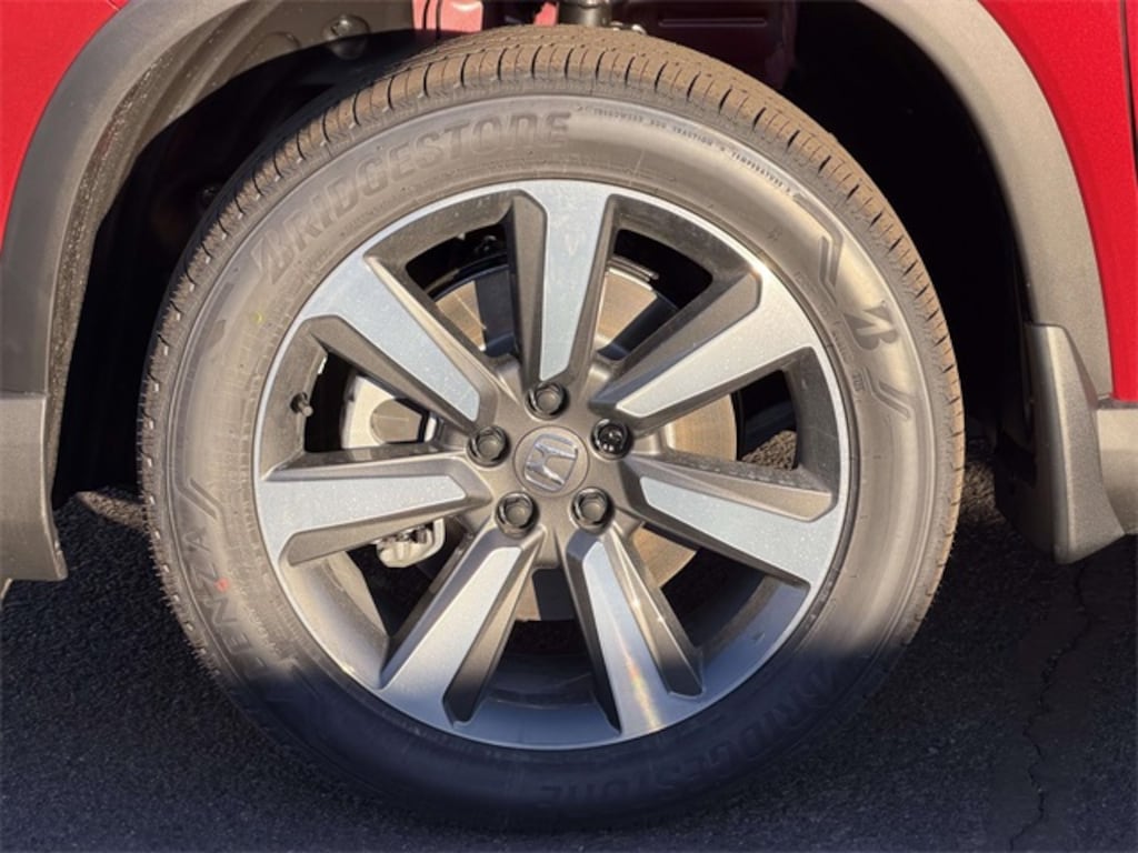 New 2025 Honda Pilot Touring SUV