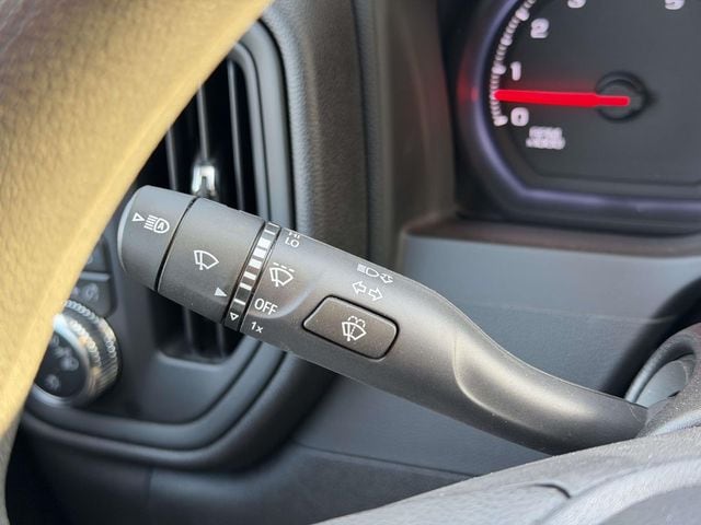 2025 GMC Sierra 2500HD Pro - Photo 16