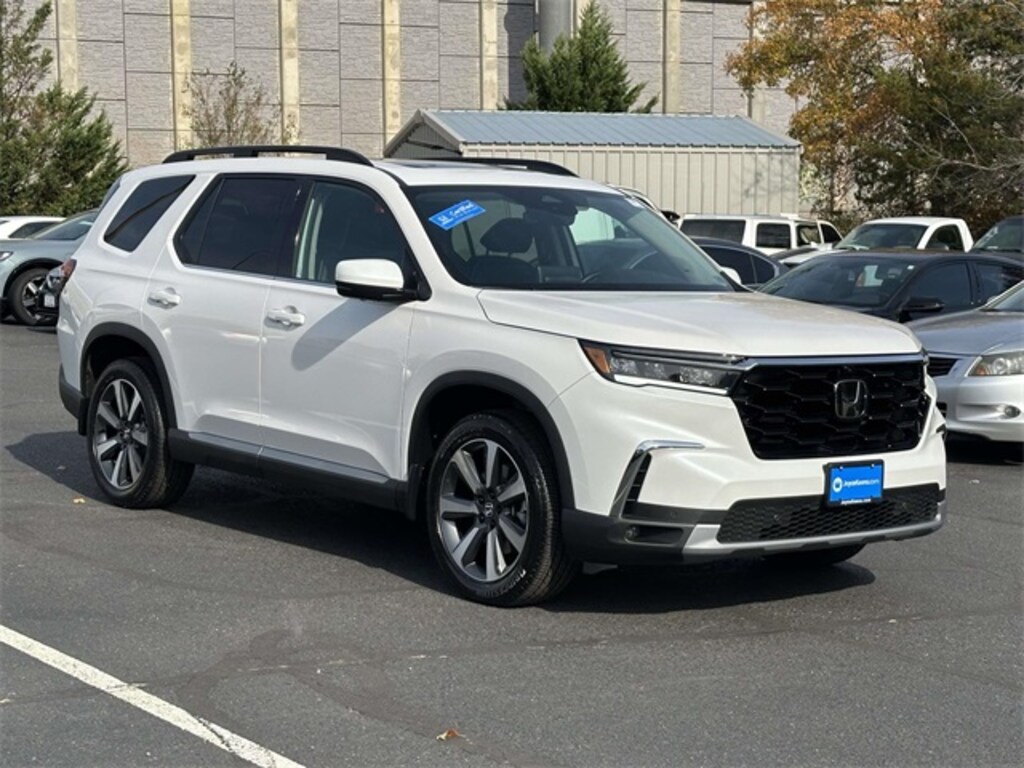 Certified 2025 Honda Pilot Elite SUV