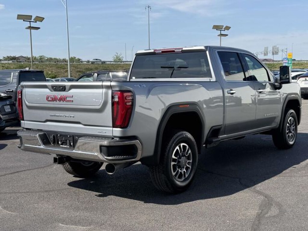 New 2026 GMC Sierra 2500 HD SLT Truck Crew Cab