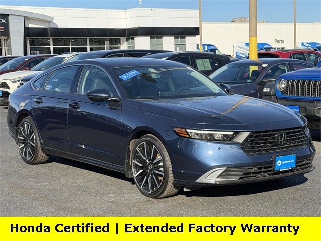 2025 Honda Accord Hybrid Touring's photo