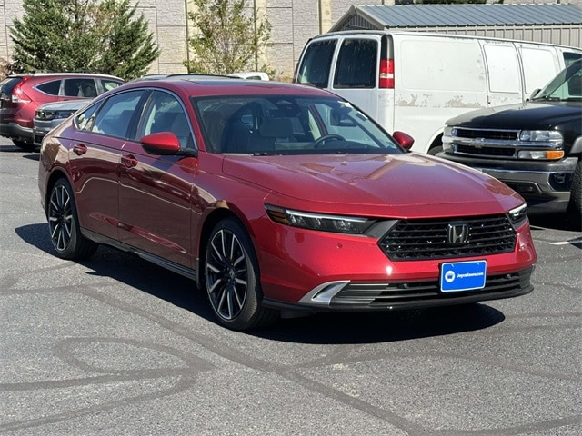 2025 Honda Accord Hybrid Touring's photo