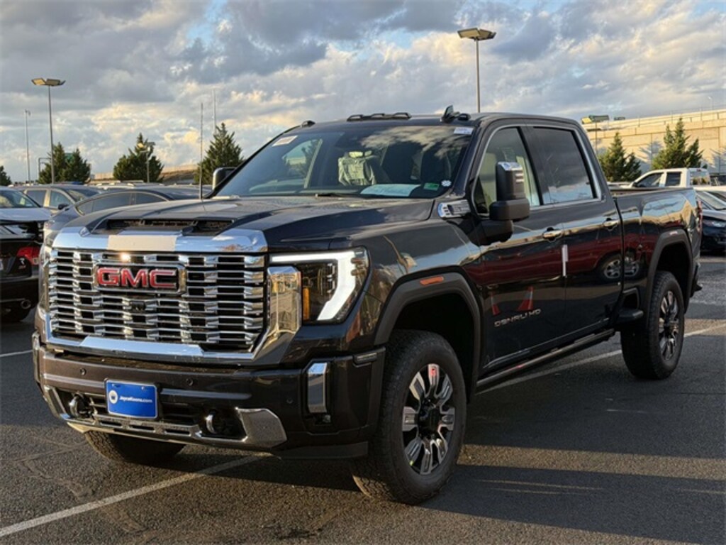 New 2026 GMC Sierra 2500 HD Denali Truck Crew Cab