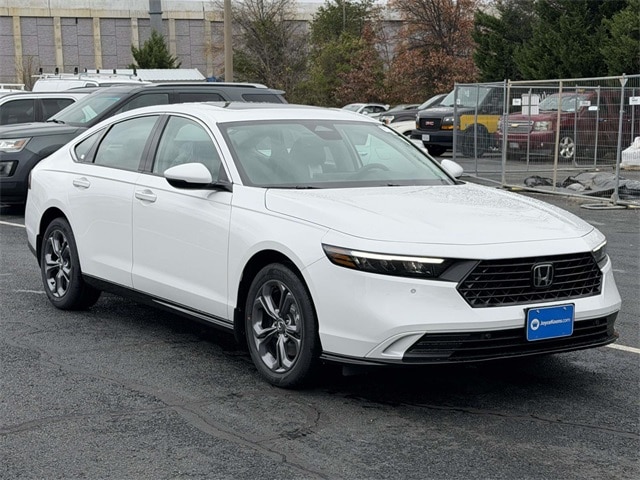 2025 Honda Accord Hybrid EX-L's photo