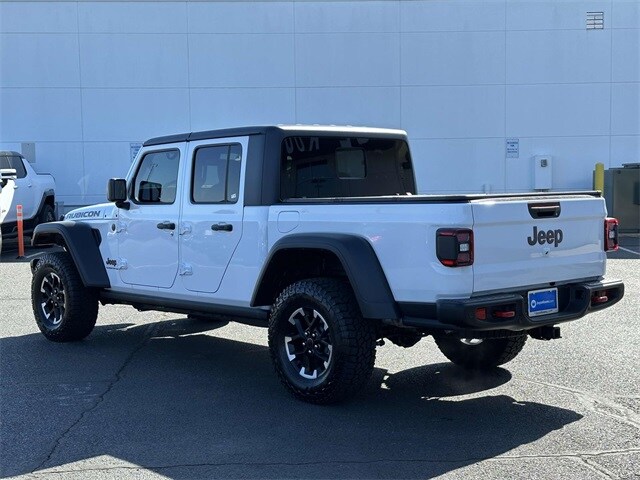 2024 Jeep Gladiator Rubicon photo 3