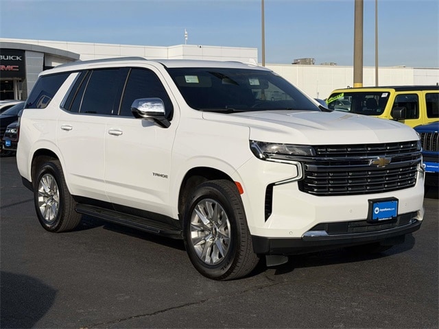 2022 Chevrolet Tahoe Premier's photo