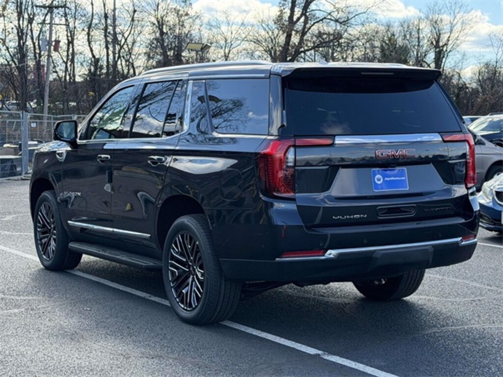 New 2026 GMC Yukon Elevation SUV