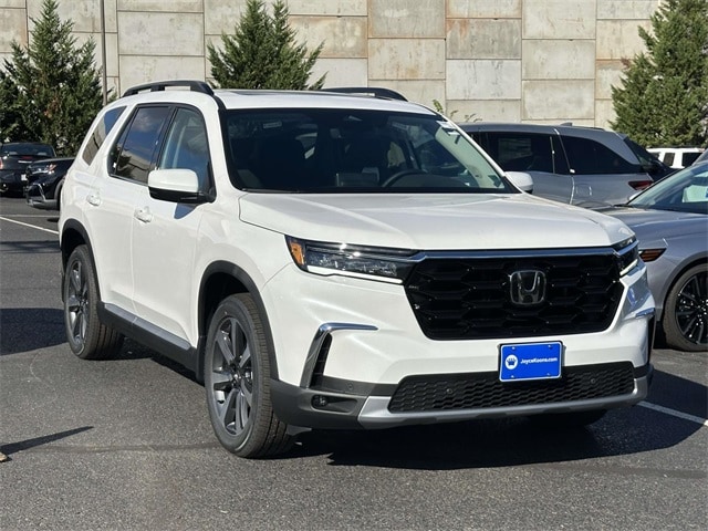 2025 Honda Pilot Touring's photo