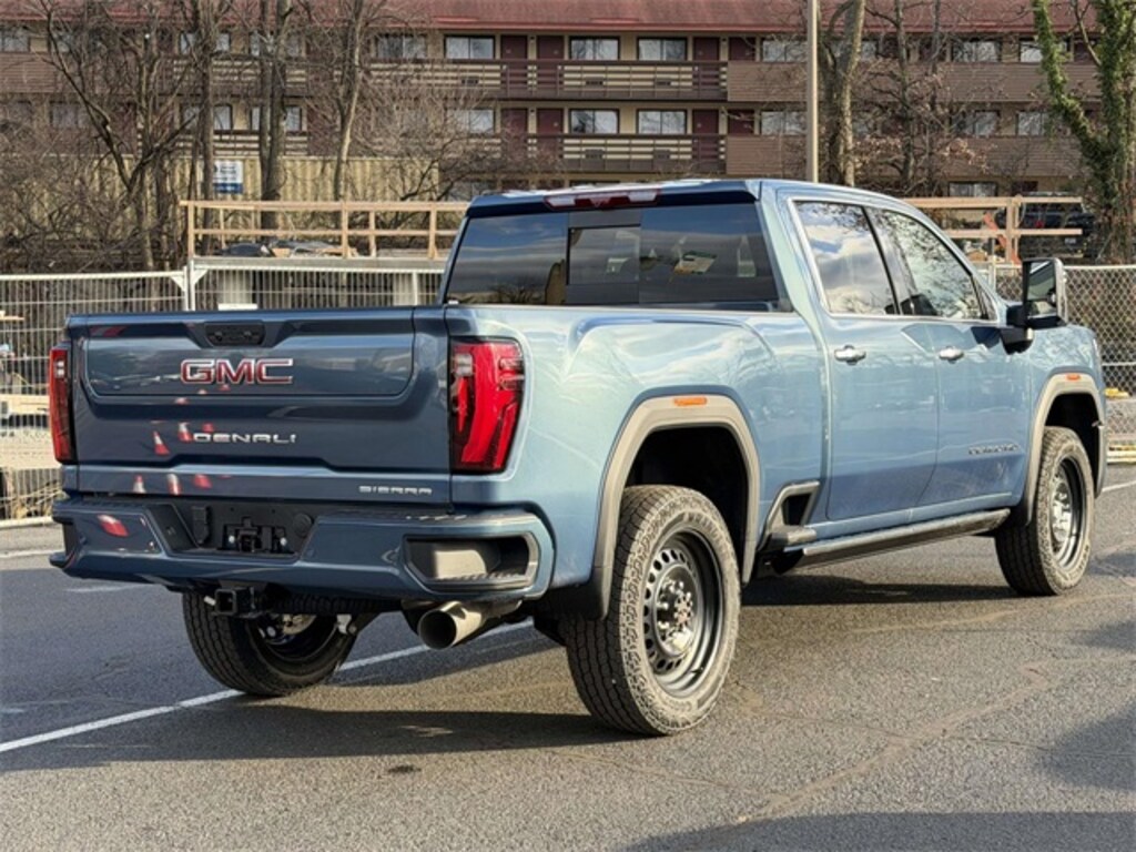 New 2026 GMC Sierra 2500 HD Denali Truck Crew Cab