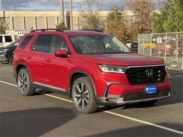 2025 Honda Pilot Elite's photo
