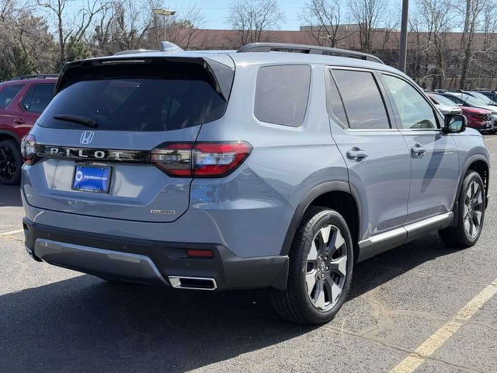 New 2026 Honda Pilot Touring SUV