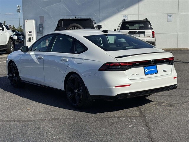 2025 Honda Accord Hybrid Sport-L photo 3