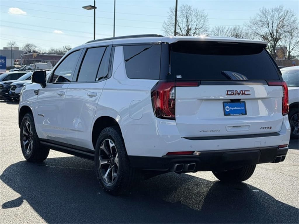 Used 2025 GMC Yukon AT4 Ultimate SUV
