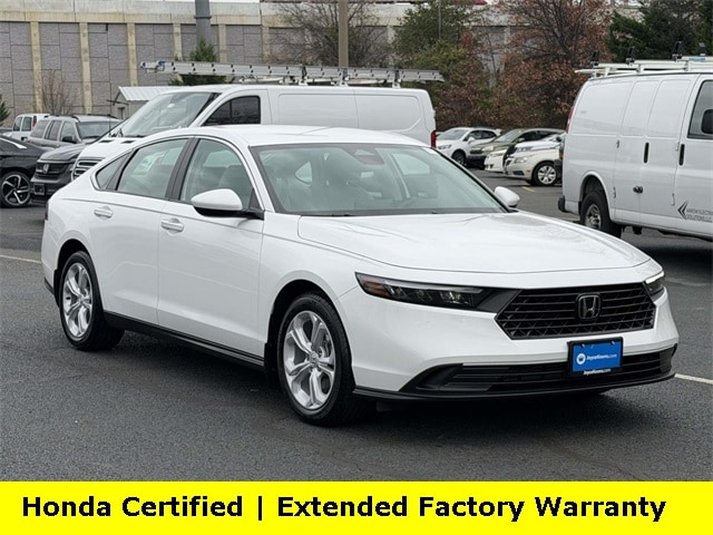 2025 Honda Accord LX's photo