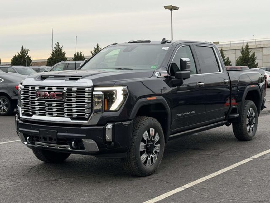 New 2026 GMC Sierra 2500 HD Denali Truck Crew Cab