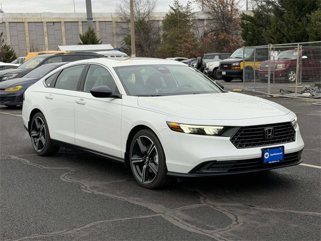 2025 Honda Accord Hybrid Sport's photo