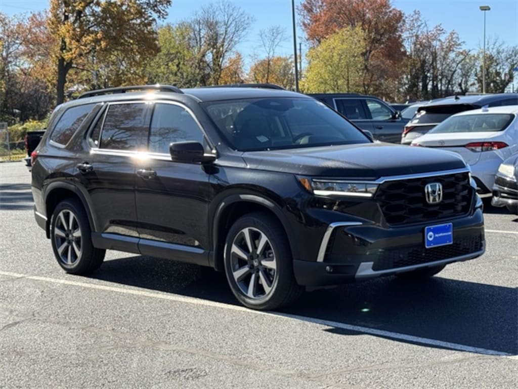New 2025 Honda Pilot Touring SUV
