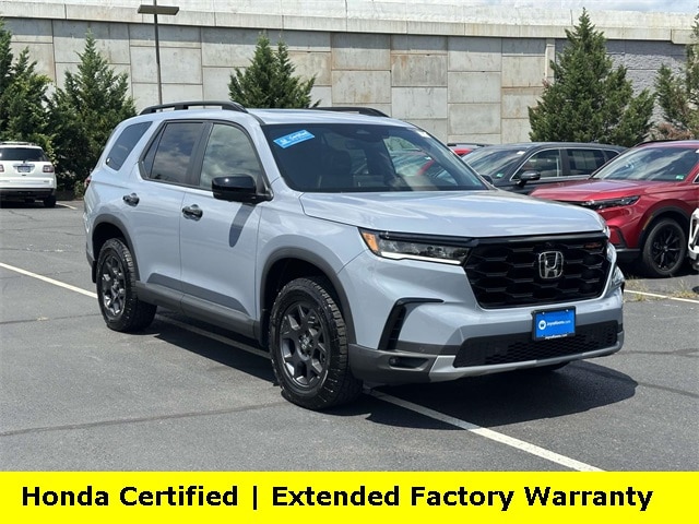 2025 Honda Pilot TrailSport's photo