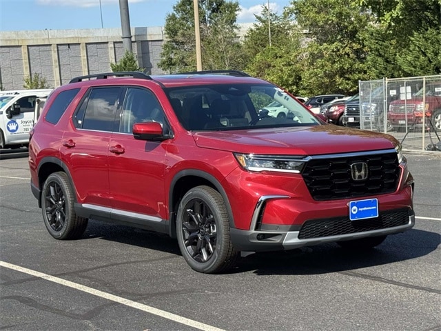 2025 Honda Pilot Touring's photo