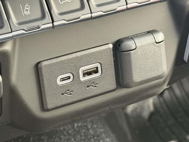 2025 GMC Sierra 2500HD Pro - Photo 17