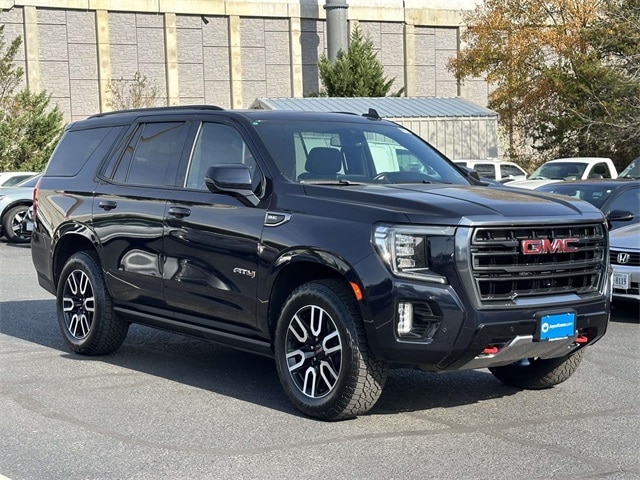 2022 GMC Yukon AT4's photo