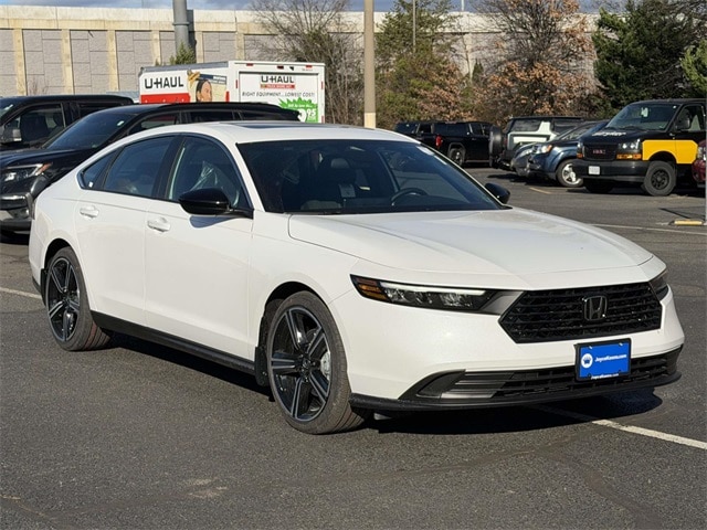 2025 Honda Accord Hybrid Sport's photo