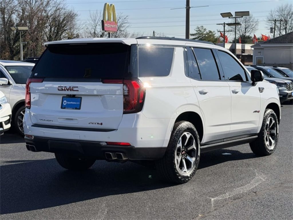 Used 2025 GMC Yukon AT4 Ultimate SUV