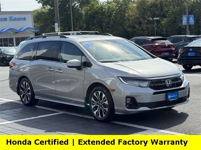 2025 Honda Odyssey Elite's photo