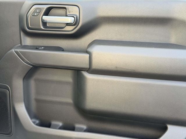 2025 GMC Sierra 2500HD Pro - Photo 6