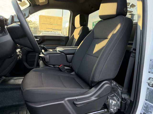 2025 GMC Sierra 2500HD Pro - Photo 8