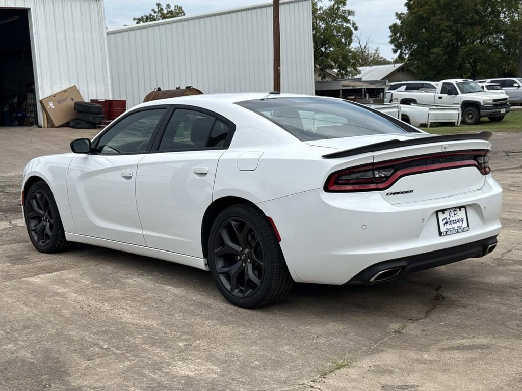 2020 Dodge Charger SXT photo 3