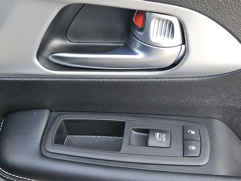 2023 Chrysler Pacifica Touring - Photo 30