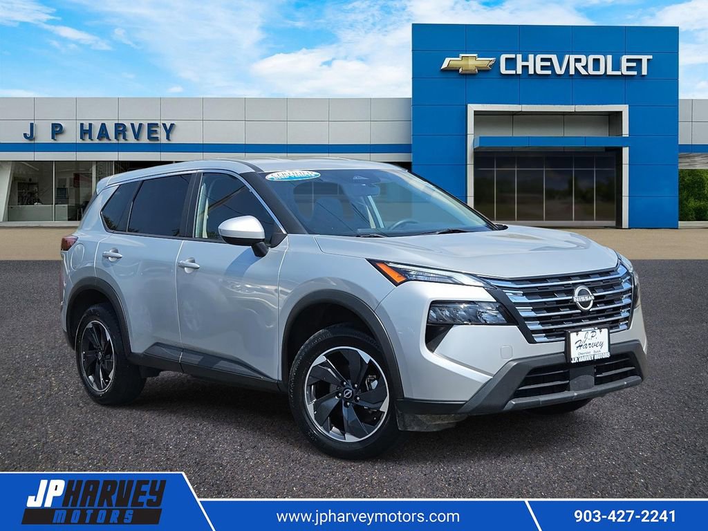 2024 Nissan Rogue SV's photo