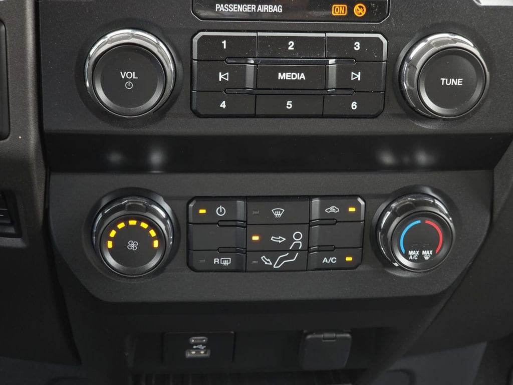 2022 Ford F-350 Super Duty XL - Photo 22