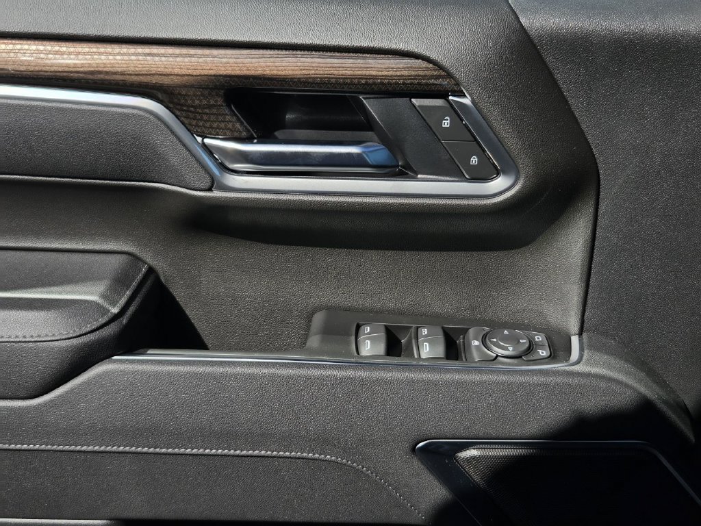 2026 Chevrolet Silverado 1500 LT - Photo 21