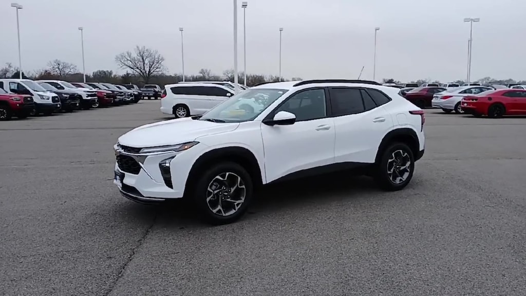 New 2026 Chevrolet Trax LT SUV