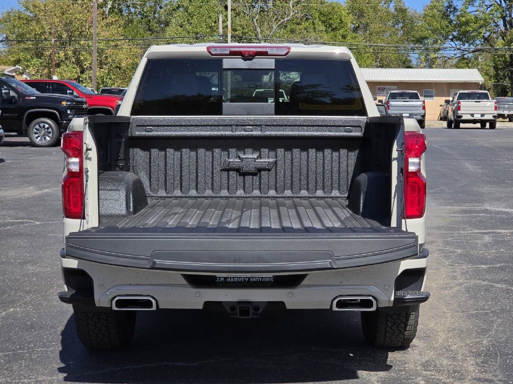 2026 Chevrolet Silverado 1500 High Country - Photo 8