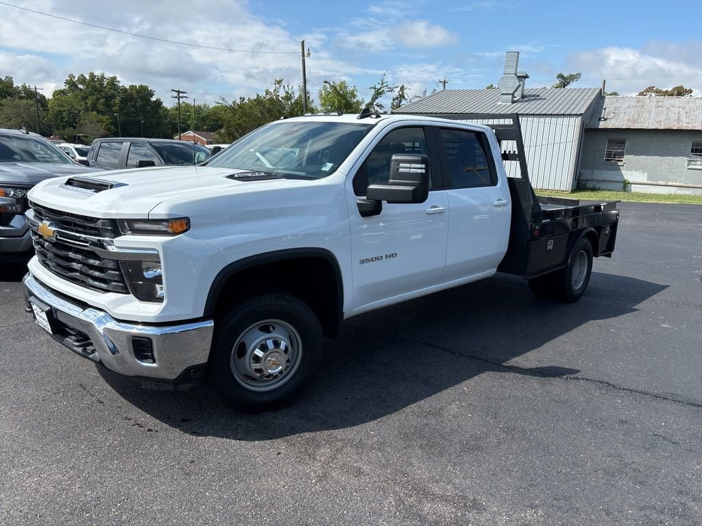 Used 2024 Chevrolet Silverado 3500HD LT with VIN 1GB4YTE70RF106609 for sale in Clarksville, TX