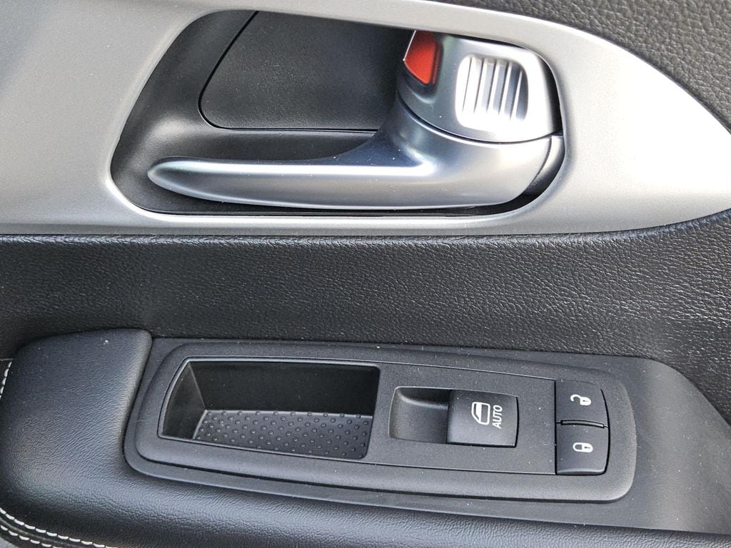 2023 Chrysler Pacifica Touring - Photo 62
