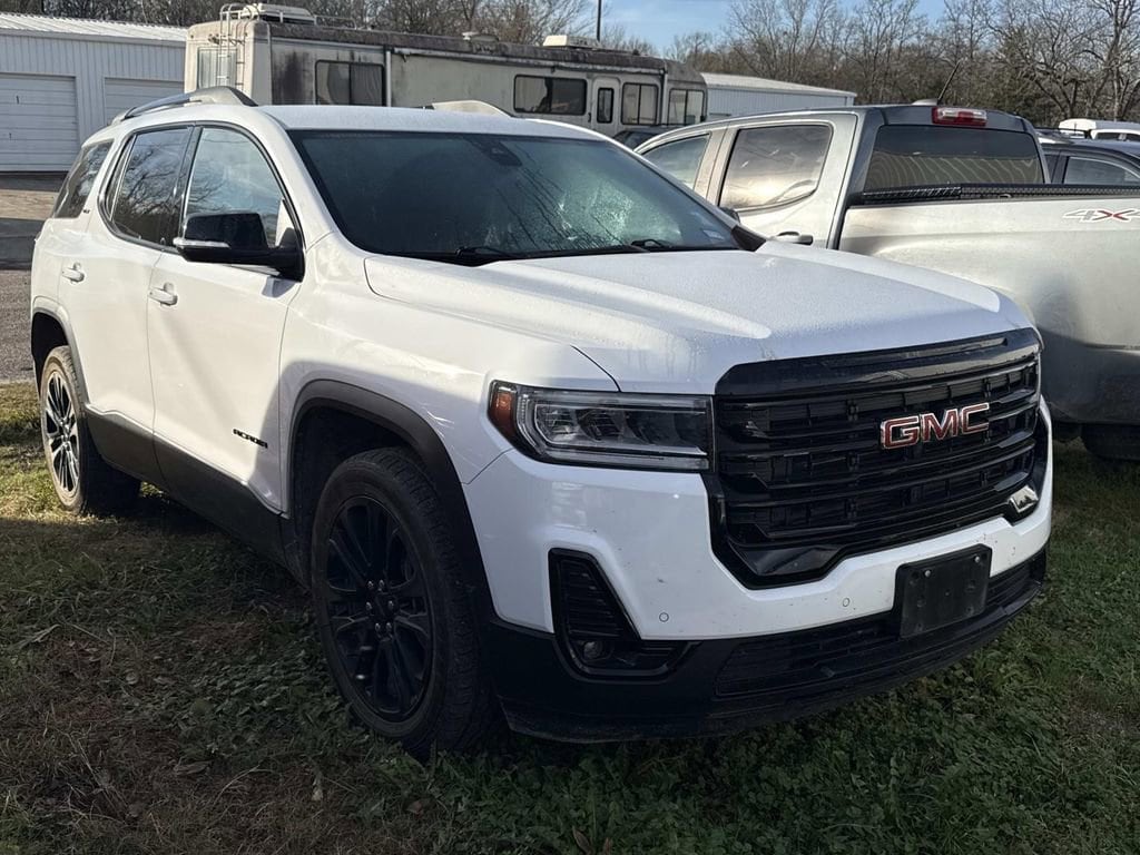 2023 GMC Acadia SLT's photo