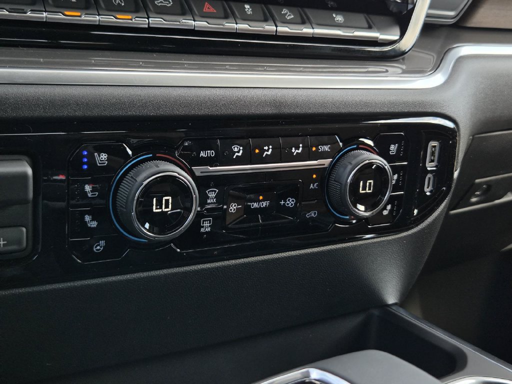 2026 Chevrolet Silverado 1500 High Country - Photo 14