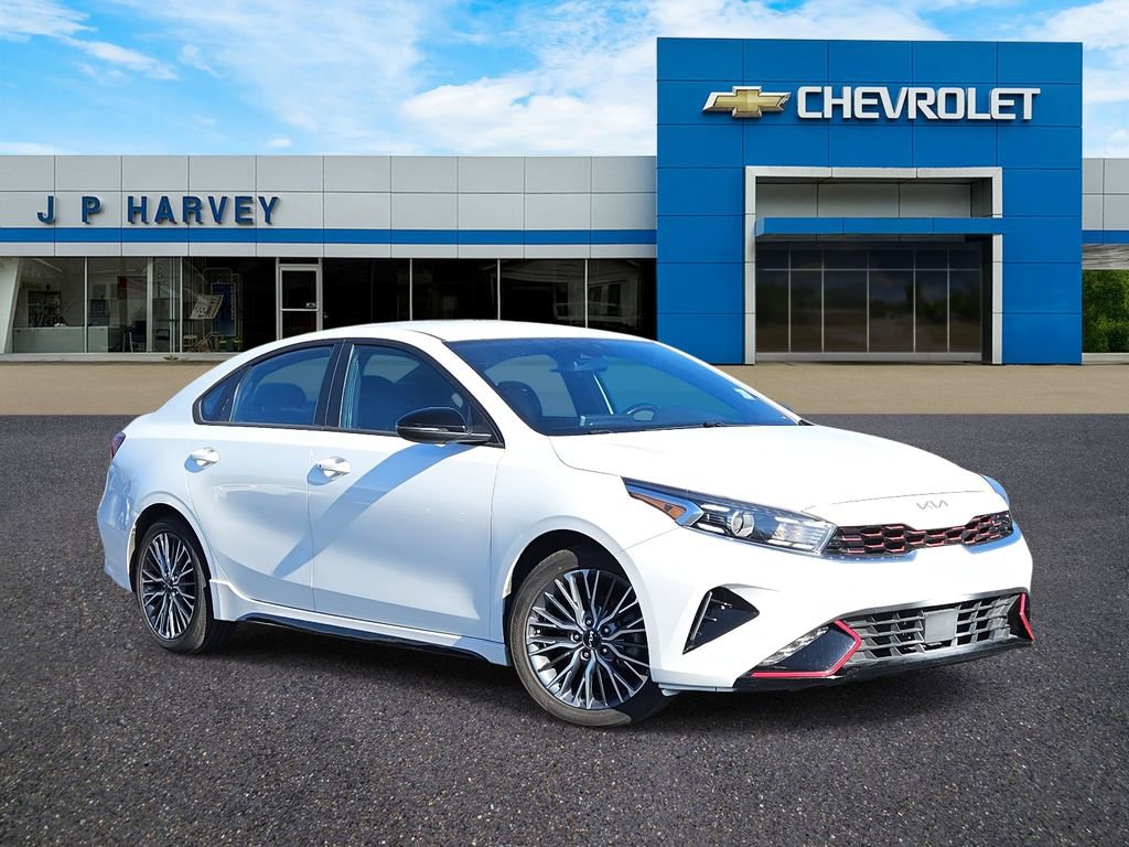 2022 Kia FORTE GT-Line's photo