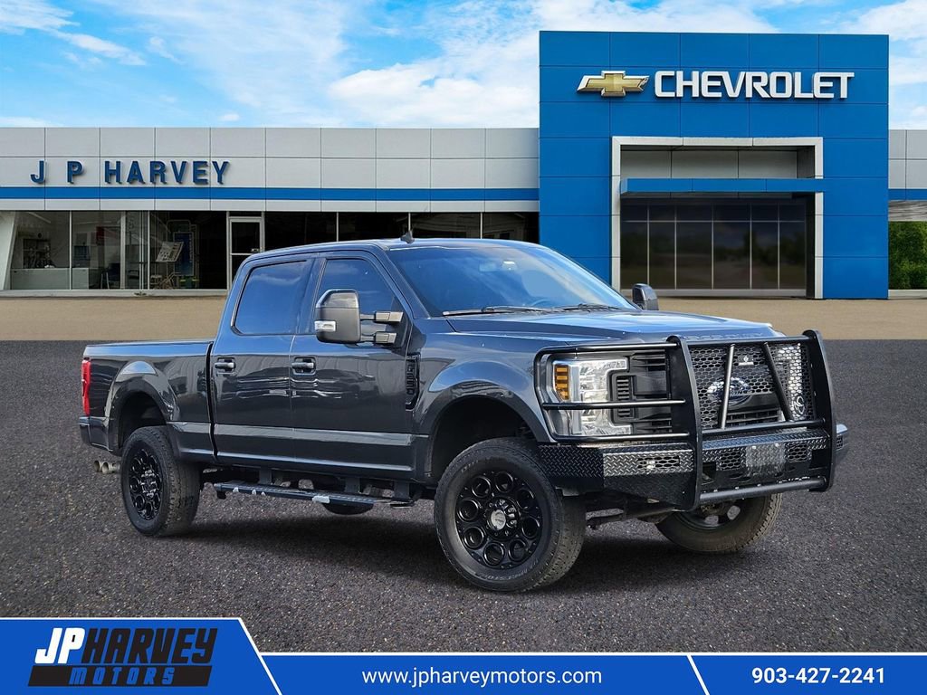 2019 Ford F-250 Super Duty Lariat's photo