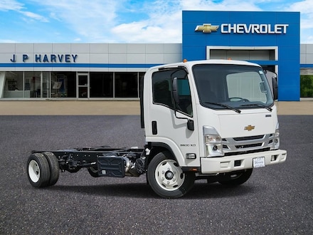 2024 Chevrolet Low Cab Forward 5500 XD WT Truck