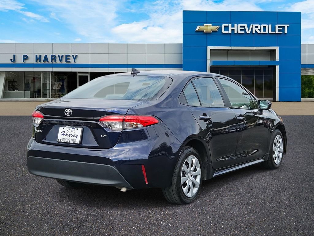 2023 Toyota Corolla LE photo 4